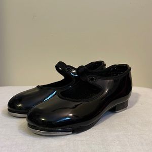 Size 11 girls tap shoes